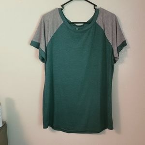 Green/gray top
